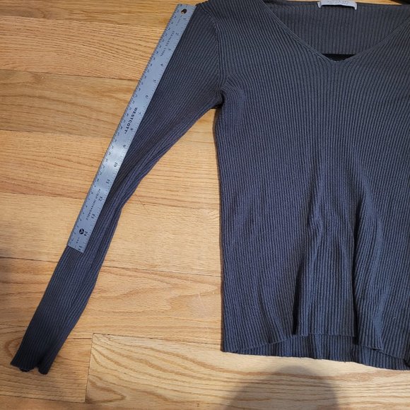 Ribbed Long Sleeve - Picture 3 of 6